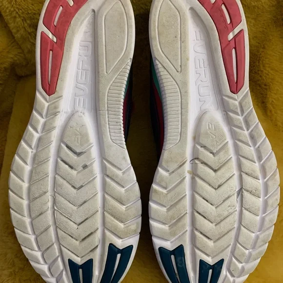 Saucony Goodr Kinvara 10 Flamingo Shoes Size 11.5 - Picture 10 of 11